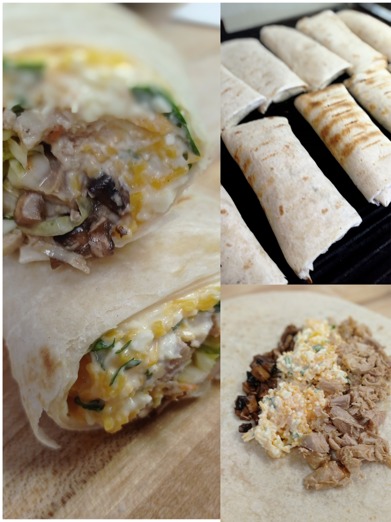 Pita bread with chicken & mushrooms teriyaki with cheese