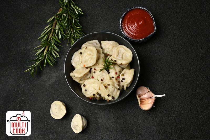 Chicken and pork pelmeni (meat dumplings)