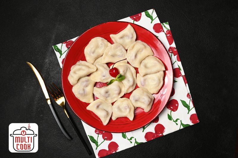 Cherry pierogy (vareniki)